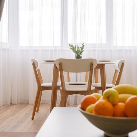 Rentwill Apartments Valley Of Roses Botanica Екстер'єр фото