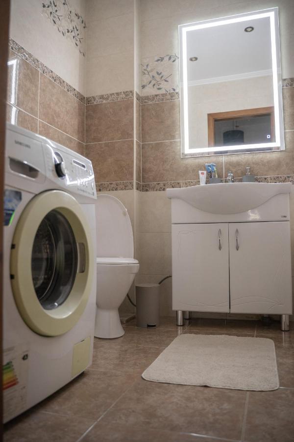 Rentwill Apartments Valley Of Roses Botanica Екстер'єр фото